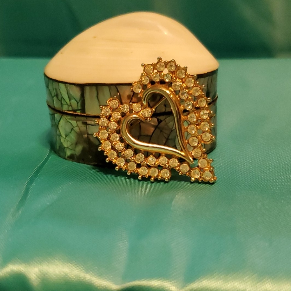 Womens Gold, Clear Stone Pin